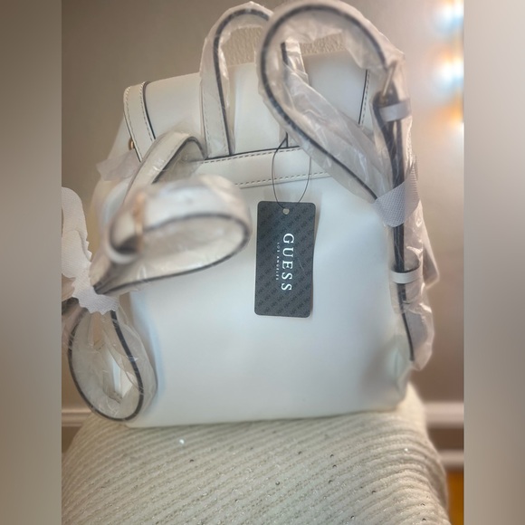 Faux Leather White GUESS Backpack - Picture 2 of 2